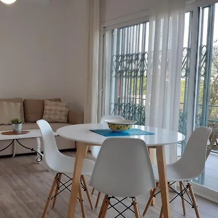Holiday home Oli -